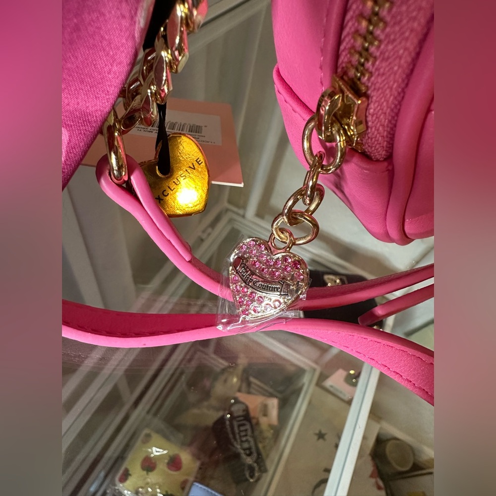 Juicy Couture Pink Quilted Heart Crossbody Bag - Picture 5 of 7